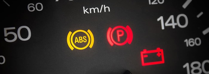 Мнение автовладельцев о том, почему горит лампочка ABS и что делать