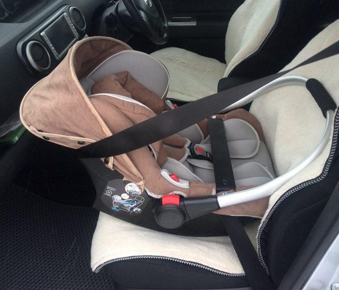 Общие правила безопасной перевозки ребенка в машине