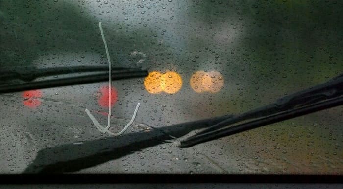 Как отмыть стекла авто