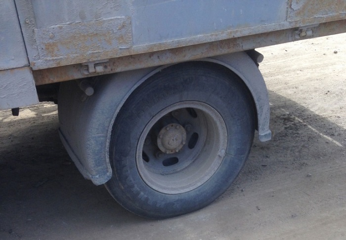 Балансировка колес на грузовике.jpg